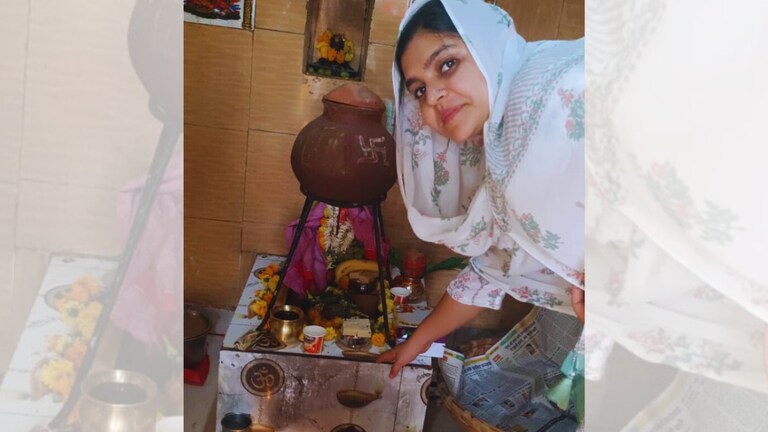 अफजाल अंसारी की बेटी नुसरत का मंदिर में पूजा, कीर्तन करते वीडियो वायरल, जबरदस्त चर्चा शुरू UP Tak