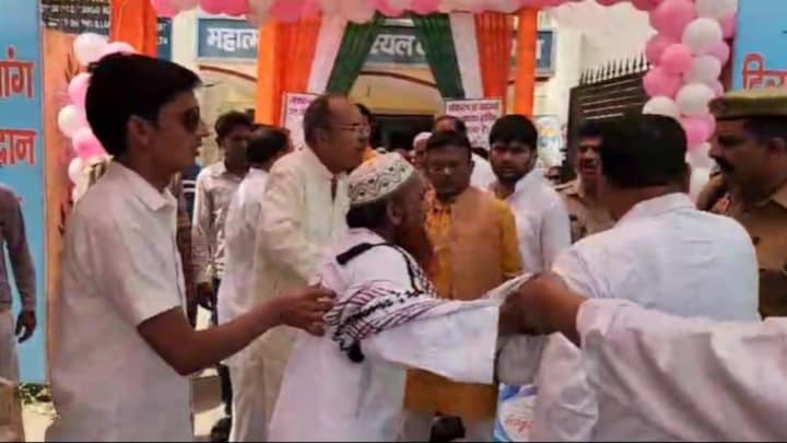 Sambhal Chunav 2024: संभल में वोट देने आए मुस्लिम शख्स को BJP वालों ने पकड़ा, ये कहानी पता चली UP Tak