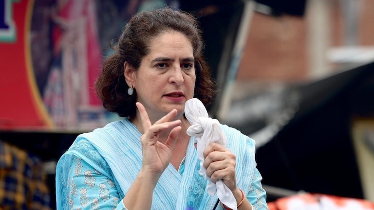 'पिता राजीव की याद में प्रियंका का शोकगीत'! कांग्रेस के लिए अमेठी का चुनावी कैंपेन ले रहा इमोशनल करवट रायबरेली में प्रियंका गांधी