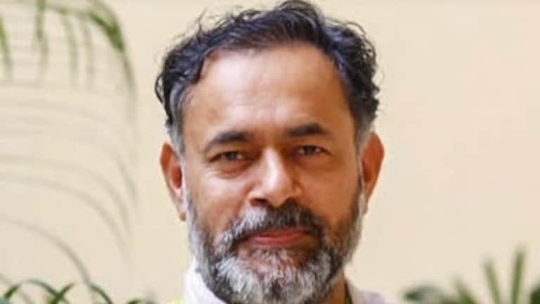 UP Election 2024 Phase 6 Voting: यूपी में अगर ऐसा हुआ… वोटिंग से ठीक पहले योगेंद्र यादव का नया प्रिडिक्शन Yogendra Yadav, Yogendra Yadav Prediction, UP News, BJP, Congress, How Many seats won bjp, How Many seats won Congress, How Many seats won akhilesh yadav, UP Lok Sabha Chunav, Lok Sabha Chunav 2024, UP Politics