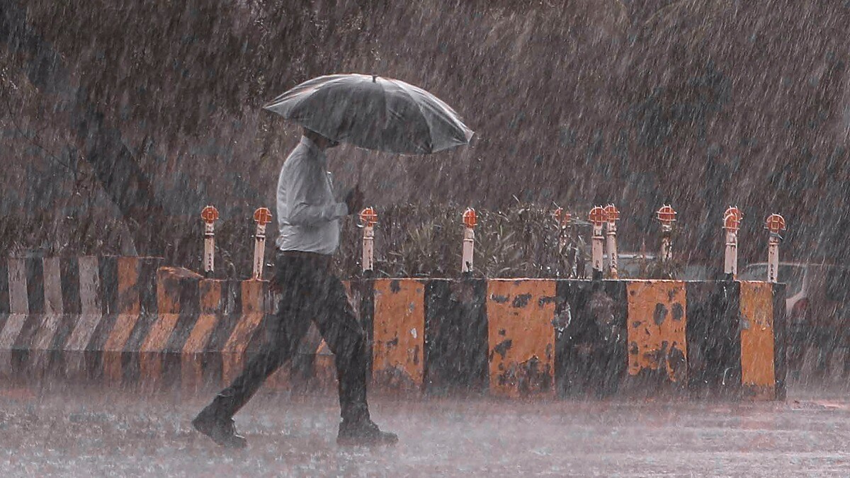 UP Weather Update: यूपी में आखिर कब खत्म होगा भीषण गर्मी का सितम? IMD ने बता दी मॉनसून की तारीख UP Weather Update