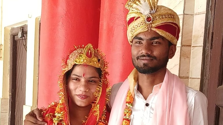 राह में थे बहुत रोड़े पर शिफा ने नहीं मानी हार और संध्या बन कर ली अनमोल से शादी UPTak