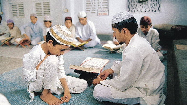 UP Madarsa Board Result 2024: आज जारी हो सकता है मदरसा बोर्ड का रिजल्ट, ऐसे करें चेक UP Tak