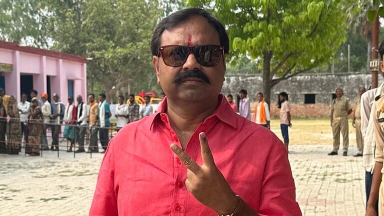 Ashok Kumar Rawat BJP Misrikh Election Result 2024: मिश्रिख सीट से बीजेपी के अशोक कुमार रावत जीते, देखें वोटों का अंतर ashok kumar rawat