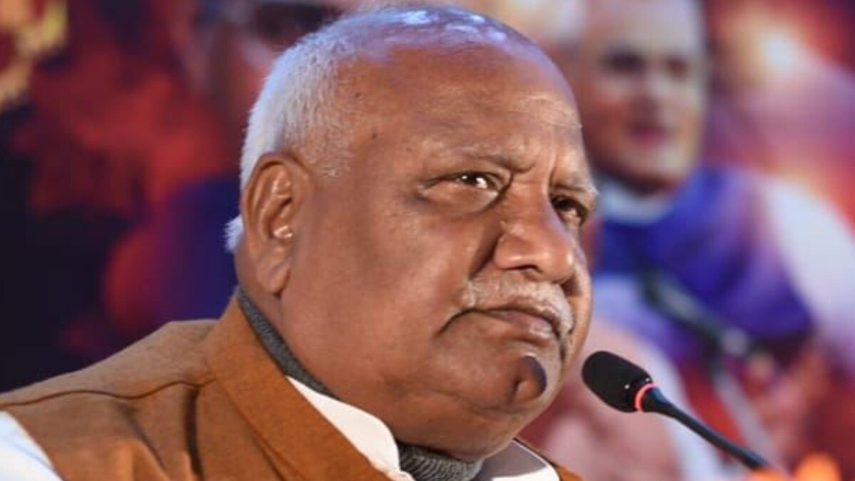 Awadhesh Prasad SP Faizabad Election Result 2024: फैज़ाबाद से सपा के अवधेश प्रसाद जीते, कांटे की रही टक्कर Picture Lallu Singh