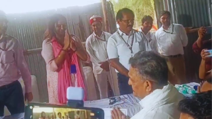 मुख्तार की कब्र के बाहर अफजाल और DM आर्यका के बीच जमकर बहस के बाद 4 जून को दिखा था ये नजारा UP Tak