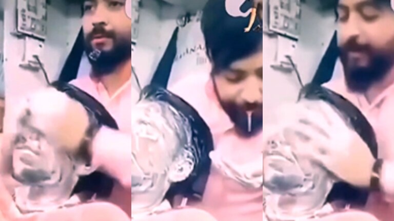 चेहरे पर थूक लगाकर नाई इरफान कर रहा था फेस मसाज, शामली से आए इस वीडियो को देख सभी रह गए दंग Shamli