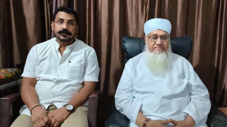 नगीना जीत के बाद उपचुनाव में सपा-बसपा का खेल बिगाड़ने में जुटे चंद्रशेखर! लखनऊ में ये मुलाकात बनी चर्चा की वजह chandrashekhar