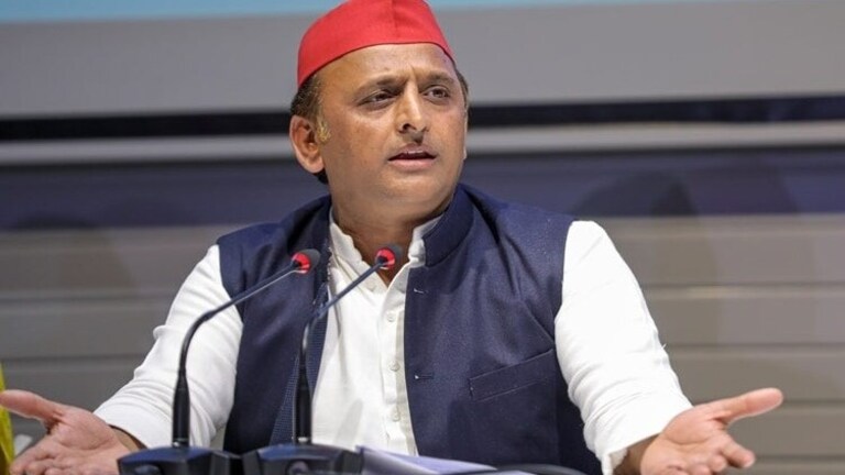 UGC-NET परीक्षा रद्द होने पर अखिलेश ने समझाई 'गहरी बात', बोले- ये देश के खिलाफ किसी की बड़ी साजिश... Akhilesh Yadav