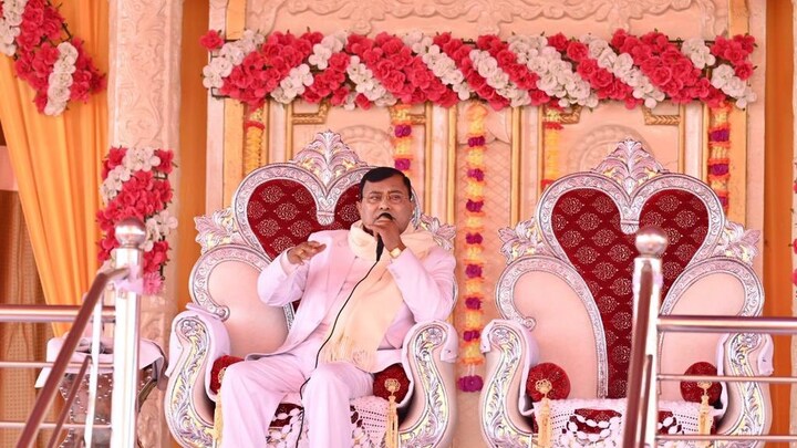 असामाजिक तत्वों ने मचाई भगदड़...हाथरस हादसे पर पहली बार आया भोले बाबा का बयान, 121 मौतों पर दी ये सफाई Picture: Bhole Baba