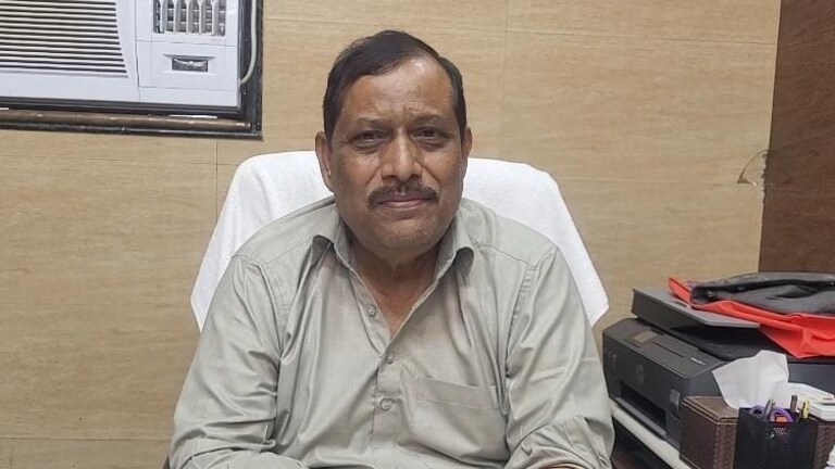 अडानी-अंबानी लूट रहे हैं और जनता ने जवाब दिया...भाजपा विधायक के इस पोस्ट ने मचा दी खलबली bjp gopamau mla-shyam-prakash