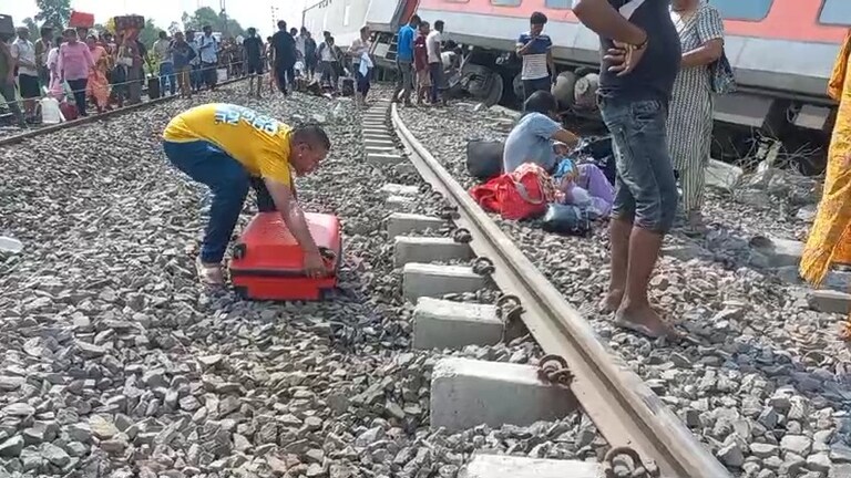 Gonda Train Accident: गोंडा में हुआ बड़ा रेल हादसा, अब तक 4 की मौत और कई घायल UP Gonda Rail Accident News
