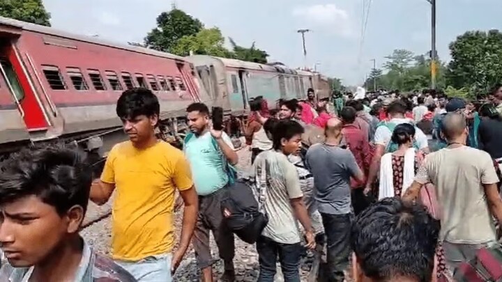 Gonda Train Accident : हादसे से पहले सुनी धमाके की आवाज... चंडीगढ़-डिब्रूगढ़ एक्सप्रेस के लोको पायलट का दावा Gonda Train Accident