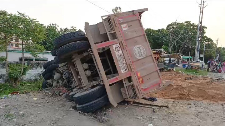 लखनऊ में काल बनकर आया ट्रक झोपड़ी पर पलटा, गर्भवती मां, अजन्मा बच्चा, दो बेटे, पति सबकी मौत Lucknow News