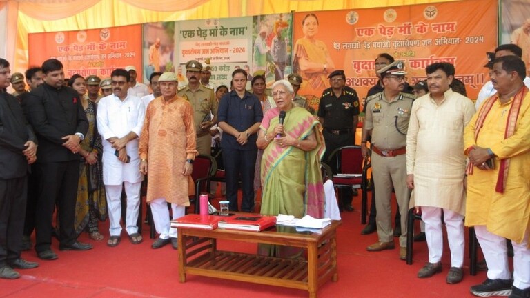 पब्लिक कार्यक्रम में क्यों भड़क गईं राज्यपाल आनंदीबेन पटेल, देखिए पूरी इनसाइड स्टोरी Anandi Ben Patel