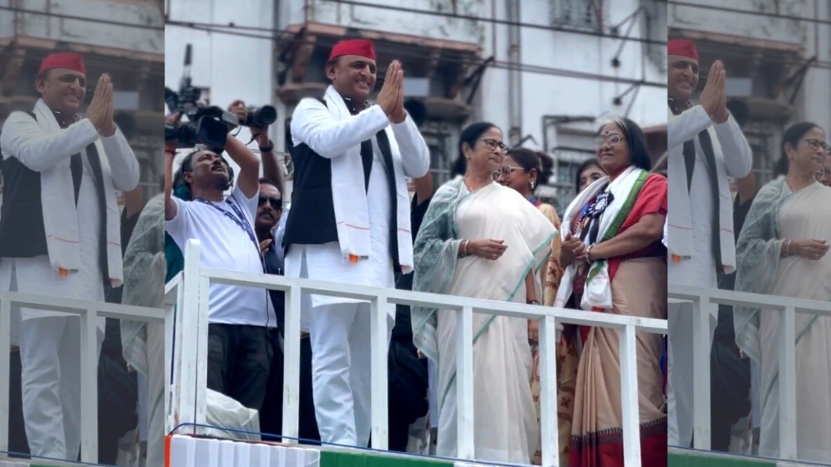 Akhilesh with Mamata