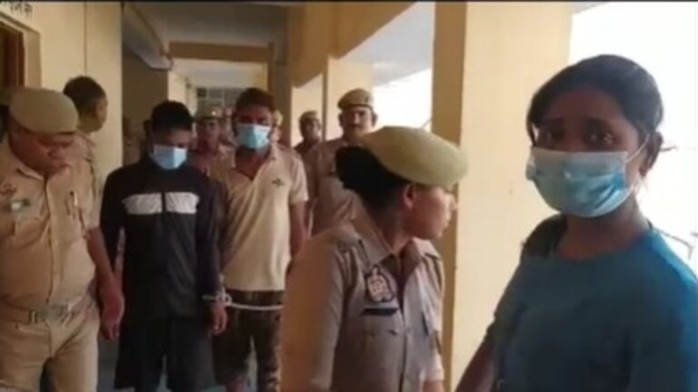 पुणे की फ्लाइट और दादा की हत्या…पोती रिंका चौहान ने सलमान-अखिलेश के साथ मिल बड़ा कांड किया Basti