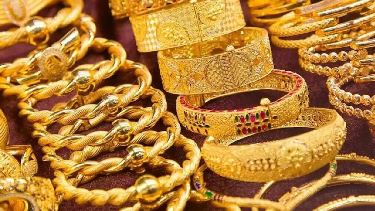 Gold Prices Today in UP: 26 जुलाई को क्या है सोने-चांदी की कीमत? खरीदने से पहले जानिए लेटेस्ट भाव Gold Silver Price on 26 July 2024: