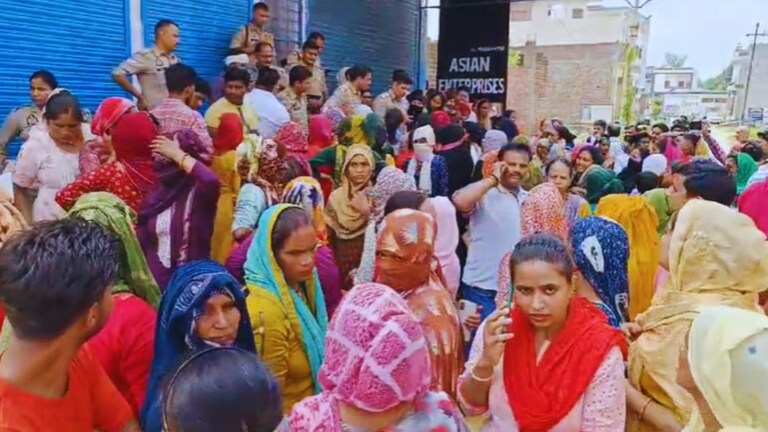 ऊन के गोले बनाने के नाम पर यूपी में नया फ्रॉड! सहारनपुर में इन महिलाओं के साथ जो हुआ उसे जानिए UP Tak