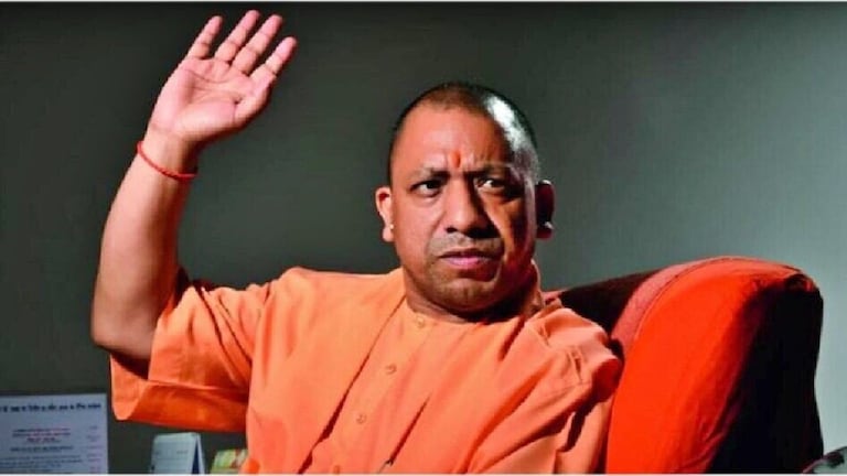 रक्षाबंधन से पहले महिलाओं के लिए CM योगी का बड़ा ऐलान, यूपी पुलिस भर्ती में ये करेगी सरकार yogi and hindutw