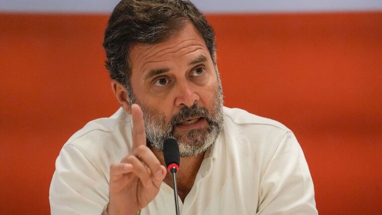 हम पीछे नहीं हटने वाले...रायबरेली पहुंचे राहुल गांधी ने अर्जुन पासी हत्याकांड पर कर दी बड़ी मांग UP Tak