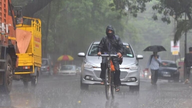 UP Weather Update: यूपी के इन 20 जिलों में आज होगी मॉनसूनी बारिश, IMD ने जारी किया लेटेस्ट अपडेट UP Tak
