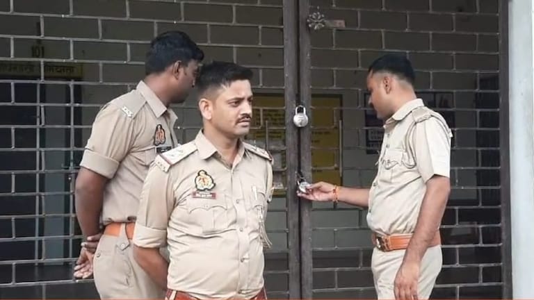 3 पीढ़ी तक लड़ जीता 16 लाख का केस और सील कराया बिजली विभाग का दफ्तर! साहू परिवार की गजब कहानी UP Tak