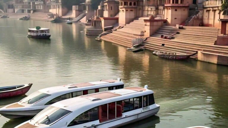 अयोध्या-काशी में इलेक्ट्रिक बोट्स से धार्मिक पर्यटन को मिलेगा नया आयाम, जानें क्या है योजना UP Tak