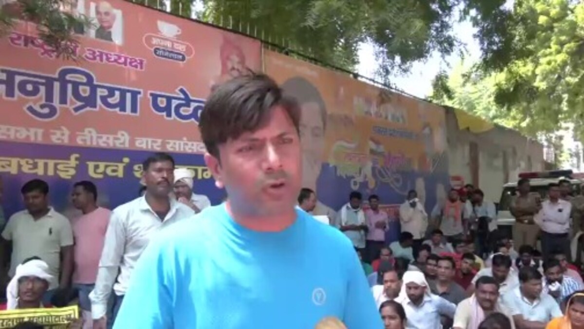 'मैं तो RSS से जुड़ा हुआ हूं फिर भी...', 69000 शिक्षक भर्ती मामले में प्रदर्शन कर रहे अभ्यर्थी ने कह दी बड़ी बात UP 69000 Teacher Recruitment