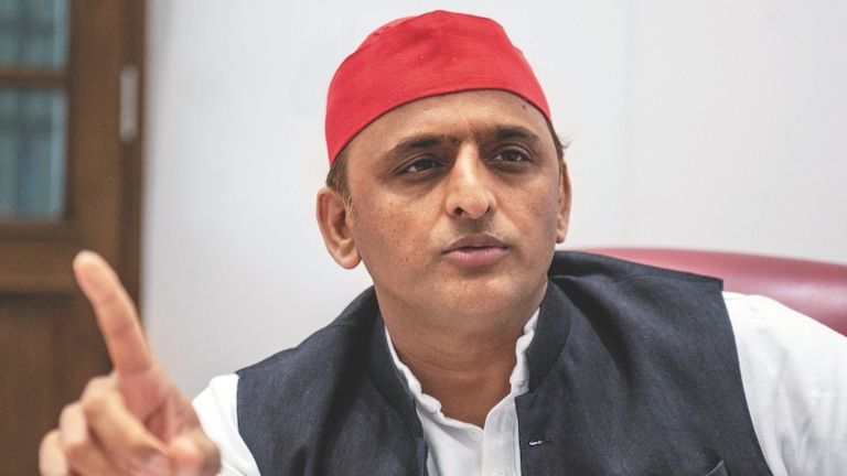 मंगेश यादव के एनकाउंटर पर बोले अखिलेश- 'जात देखकर जान ली गई, लूट का माल किधर है?' Akhilesh Yadav News