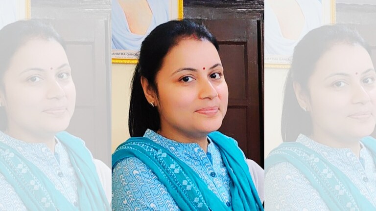 कौन हैं SDM विदुषी सिंह जो मंगेश यादव के एनकाउंटर की करेंगी जांच? जानिए इनकी पूरी कहानी SDM Vidushi Singh