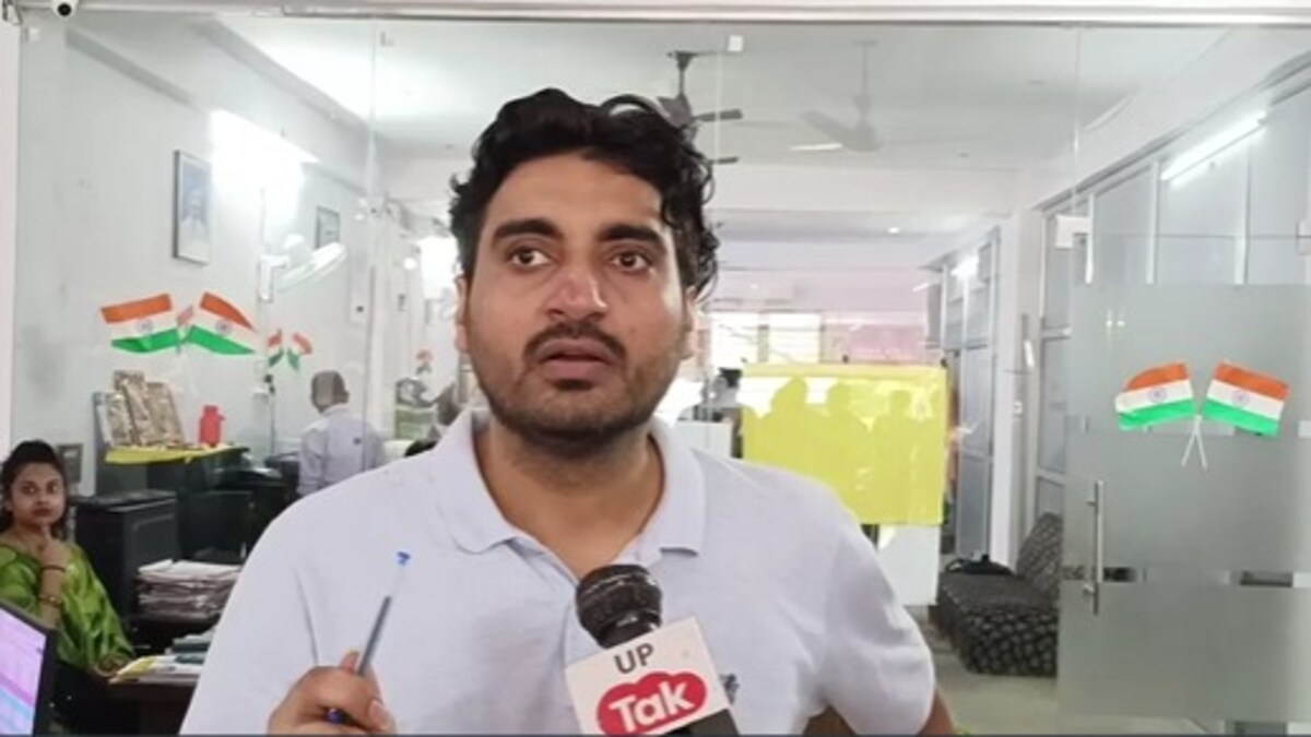 प्रयागराज में विवेक सर की कोचिंग में आकर अराजक तत्वों ने मांगी 1 करोड़ की रंगदारी, डरे अभ्यर्थी Prayagraj