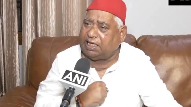 'जितनी बार योगी आएंगे BJP के 1000 वोट कम हो जाएंगे', मिल्कीपुर में अवधेश प्रसाद का सियासी पंच Picture: Awdhesh Prasad