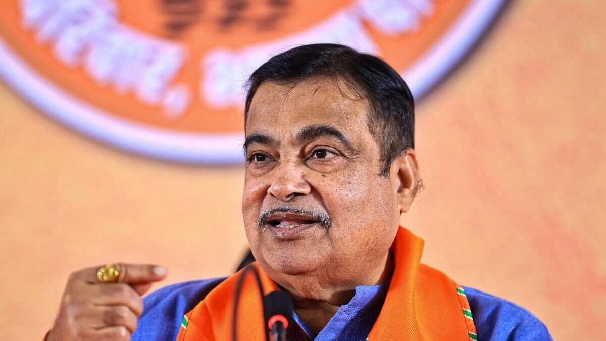 गाजियाबाद में ठेकेदारों और NHAI के 'नाकारों' पर फायर हुए गडकरी, ऐसा गुस्सा पहले नहीं देखा! Nitin Gadkari