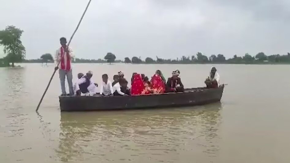  UP Flood, Flood in UP, up news