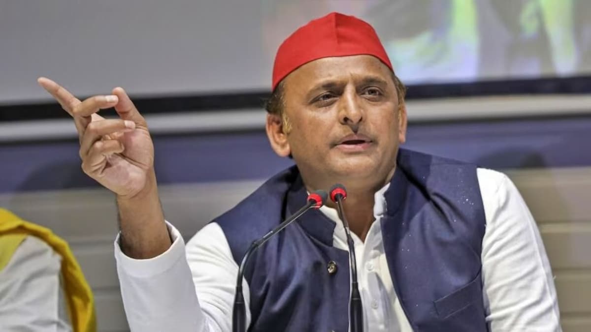 मंगेश यादव के मामले को कहा था फर्जी, अब STF ने अनुज सिंह को मारा तो अखिलेश ने दिया ये रिएक्शन अखिलेश यादव (फाइल फोटो)