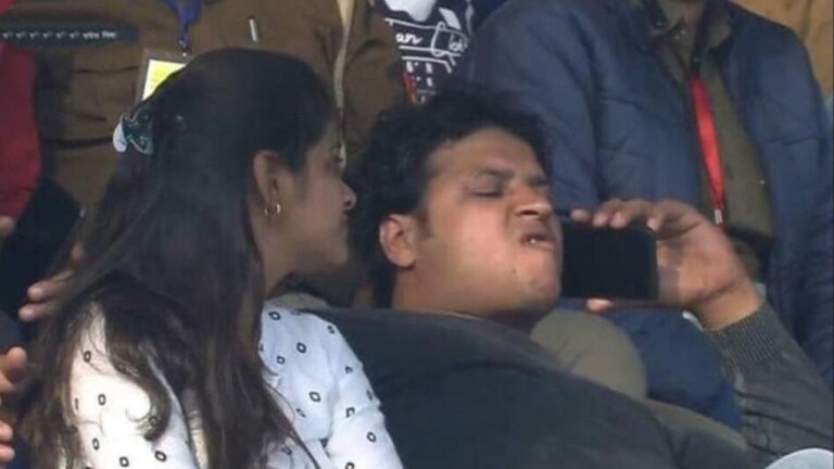 IND vs BAN : जब ग्रीनपार्क स्टेडियम में मैच देखने पहुंचा था 'गुटखा मैन', एक झटके में पूरे देश में लोग हुए थे फैन UP Tak