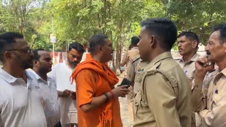 वाराणसी से उठा साईं प्रतिमा विवाद अब पहुंचा लखनऊ, हिन्दू महसभा ने कर दिया ये बड़ा एलान Lucknow News