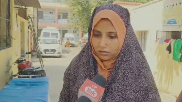 3 बदमाशों ने पहले 55 लाख की लूट की, फिर महिला महनाज को खूब मारा, सुल्तानपुर में बड़ी वारदात Sultanpur