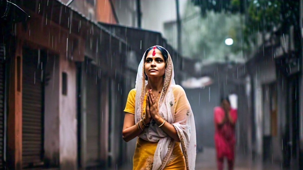 UP Weather Update: नवरात्र के बीच यूपी में गरज के साथ जमकर बरसेंगे बादल, इन 4 दिन होगी बारिश UP Weather Update
