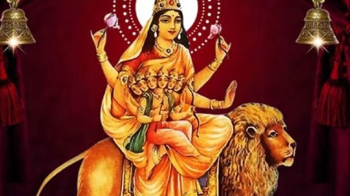 Navratri 2024 Day 5: नवरात्रि के पांचवे दिन होती है मां स्कंदमाता की पूजा, नोट कर लें पूजन विधि और आरती Shardiya Navratri Day 5: Skandamata puja, vidhi, timing and samagri