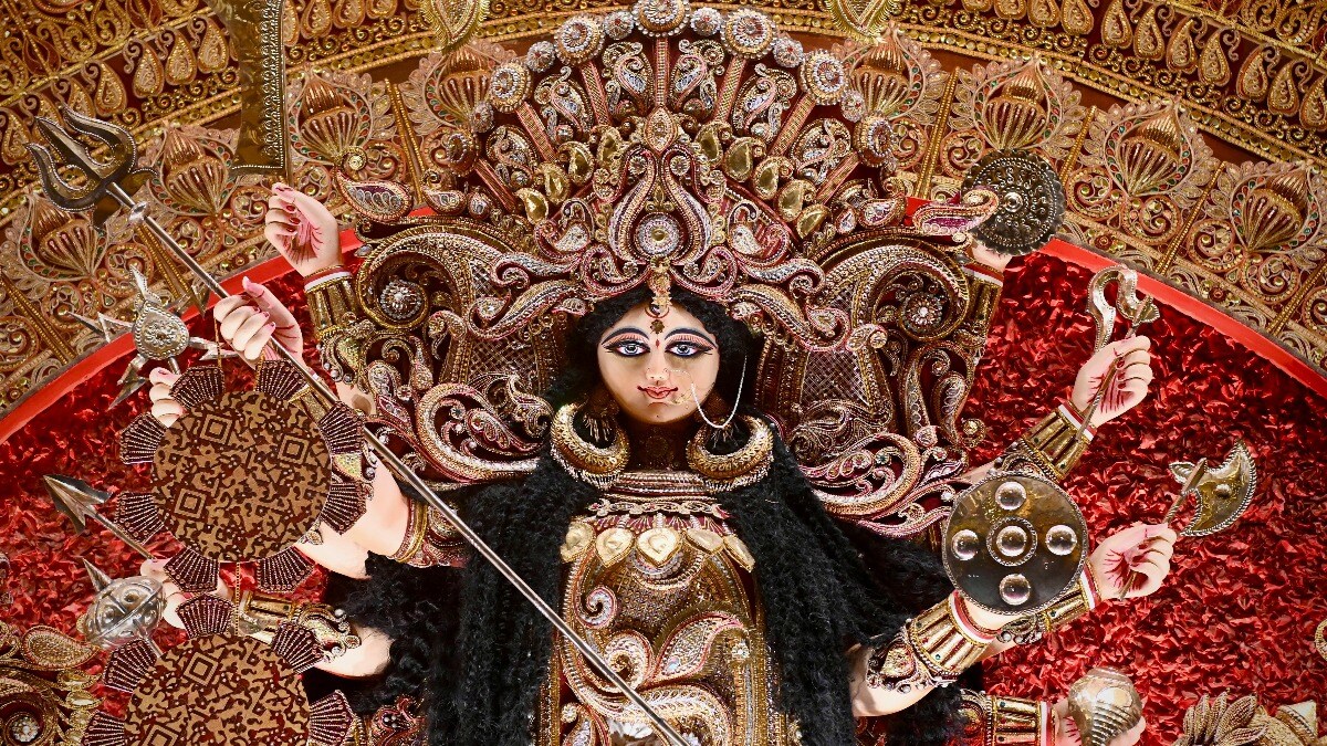 नवरात्र के छठे दिन इस विधि से करें मां कात्यायनी की पूजा, नोट करें प्रिय भोग और पुष्प UP Tak