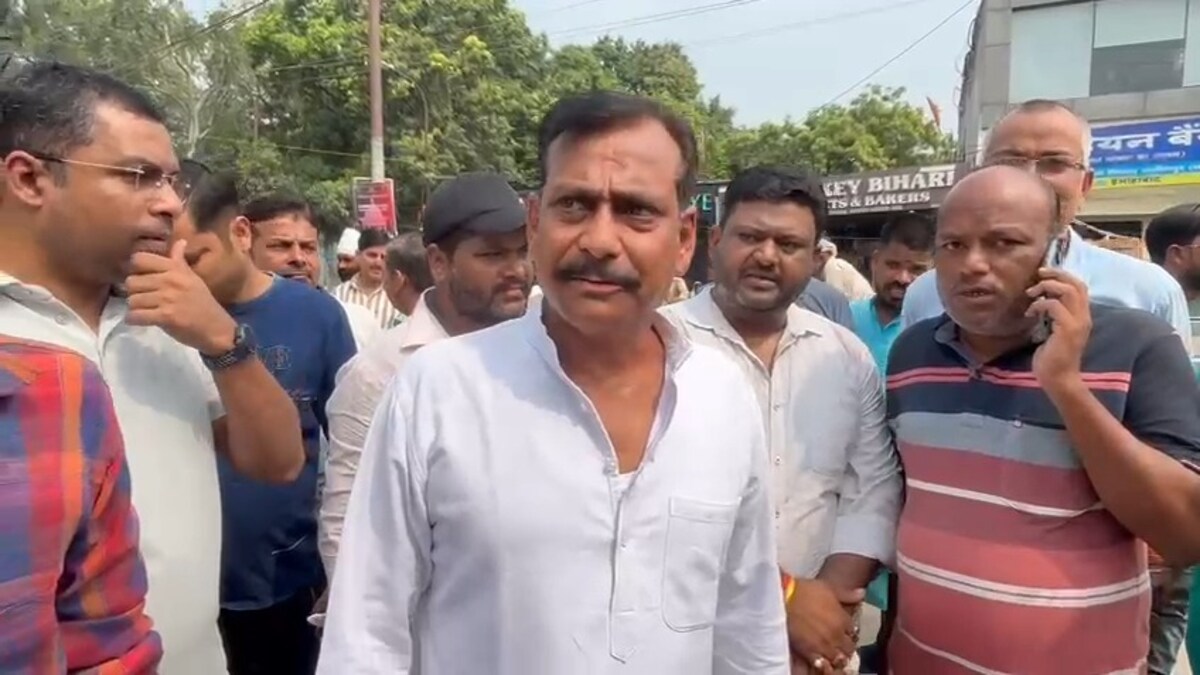 गिरेबान के ऊपर हाथ डाला... जिस शख्स ने थप्पड़ मारा उसके लिए BJP विधायक योगेश वर्मा ये बोले BJP MLA Yogesh Mishra