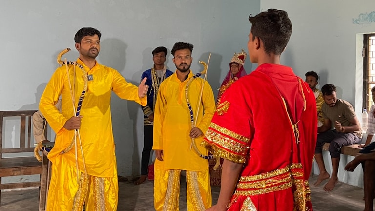 सलमान बनते हैं श्रीराम तो लक्ष्मण का रोल निभाते हैं साहिल खान…लखनऊ की इस रामलीला की कहानी गजब है Lucknow