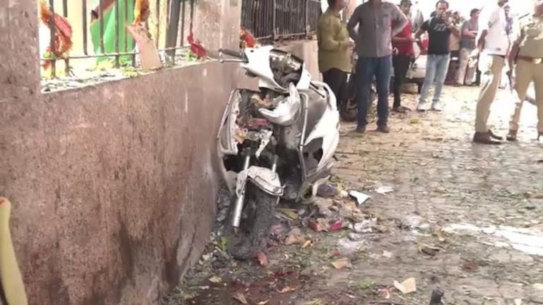 सीसामऊ में आधे घंटे पहले तक सुरेंद्र पत्नी संग कर रहे थे प्रचार फिर धमाके में हुई दोनों की मौत, जानें मामला Kanpur News