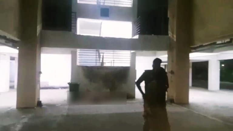 Lucknow Crime:रिटायर्ड जज की बेटी की लखनऊ में 10वीं मंजिल से गिरकर मौत! पति 2 बच्चों संग हुआ गायब Lucknow News