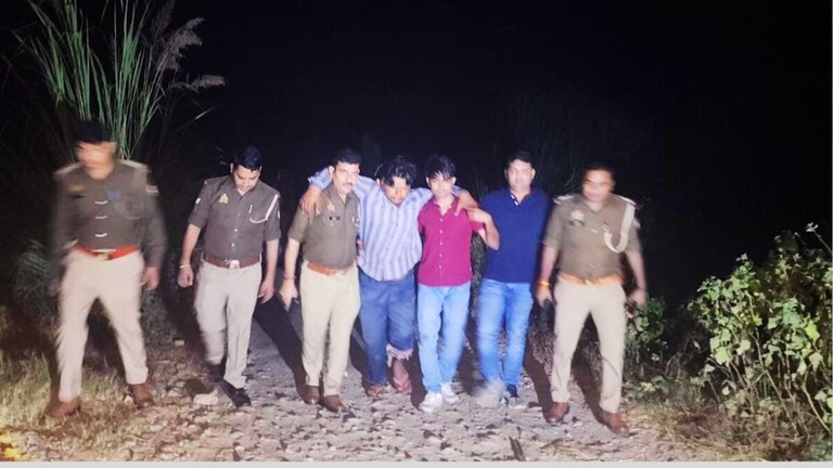 गौकशी के आरोपी आकाश, आलोक और गोपाल का एनकाउंटर, मेरठ में इन तीनों ने बेजुबान पर की थी ज्यादती Meerut News