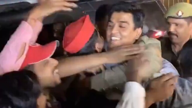 क्या सीसामऊ में वोटिंग से पहले जेल से बाहर आ गए इरफान सोलंकी? वायरल वीडियो की हकीकत अब सामने आई Irfan Solanki News