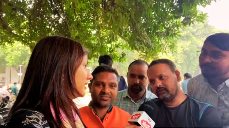 'मानसिक एनकाउंटर हो रहा हमारा'...धरना दे रहे अभ्यर्थियों ने चुन-चुन कर सुनाई अपनी पीड़ा UP Tak