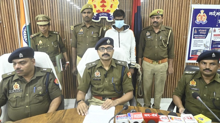 किशोर उम्र के दोस्त अजय यादव ने अंजली को क्यों मार डाला? औरैया की सिरकटी लाश का राज खुला! Auraiya